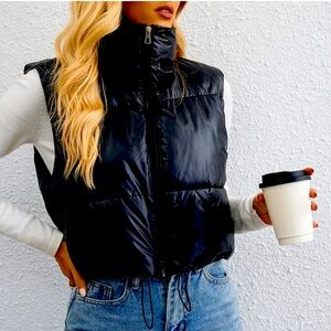 Women’s Cropped Puffer Vest